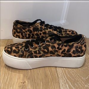 Steve Madden Womens Leopard Platform